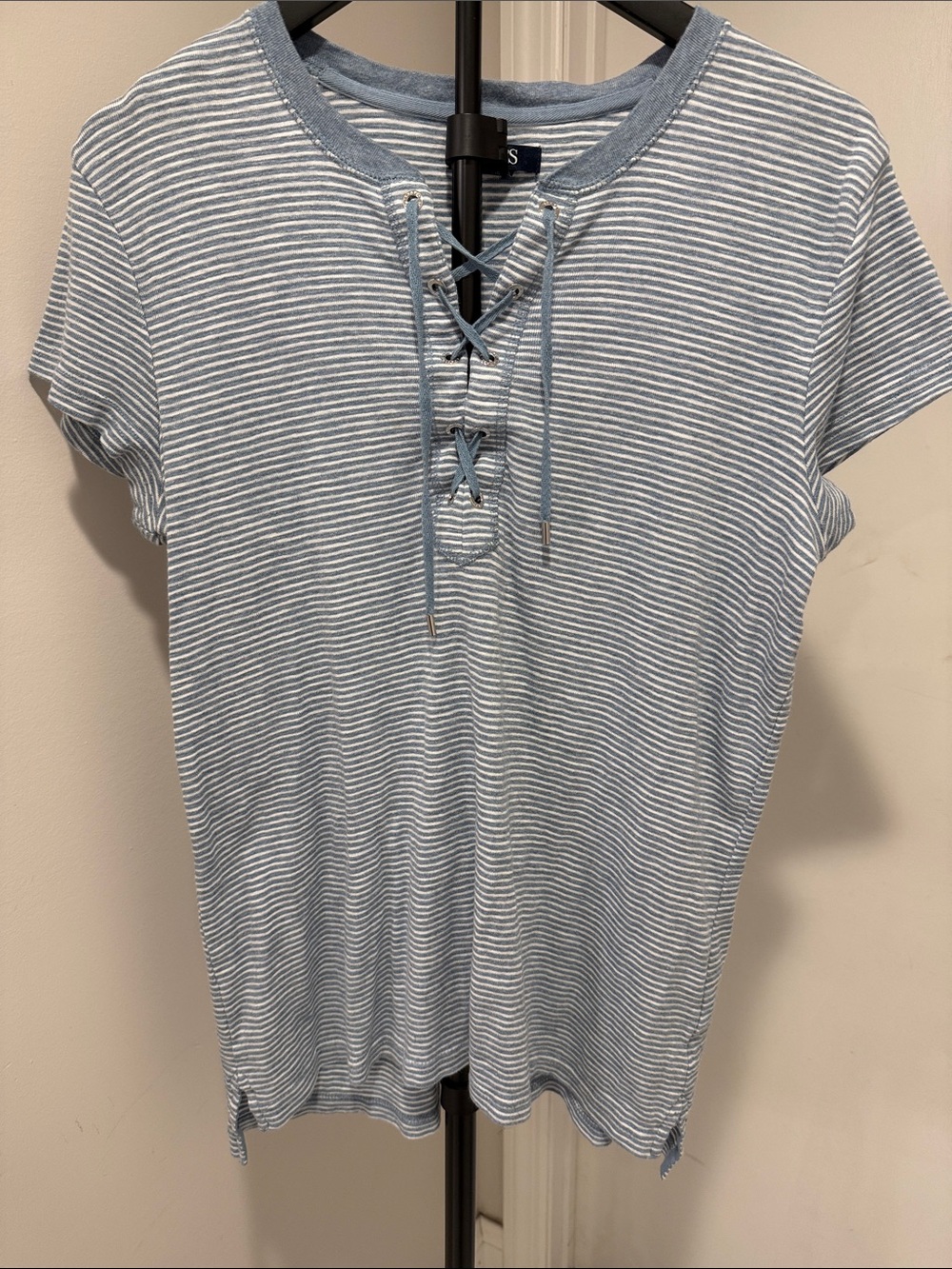Chaps Striped Short Sleeve Tee in Blue & White Size Large